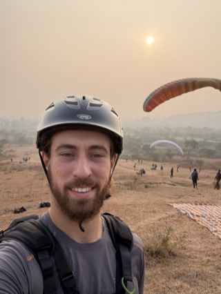 יום 1 — 4