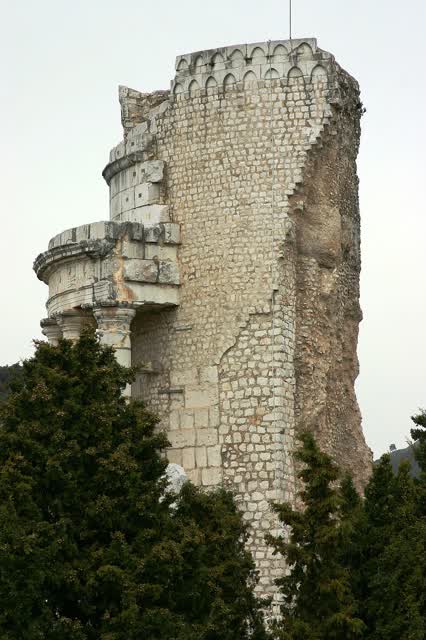 Trophée des Alpes